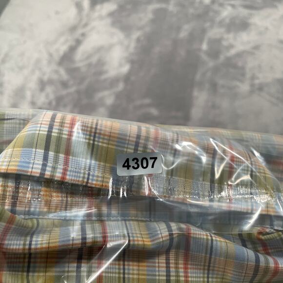 Gitman Bros Shirt Large Plaid Short Sleeve Button Down Casual USA Made Cotton - Picture 8 of 8